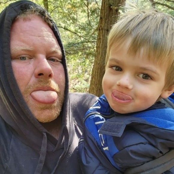 Meet your Posher, Chris - Picture 1 of 1